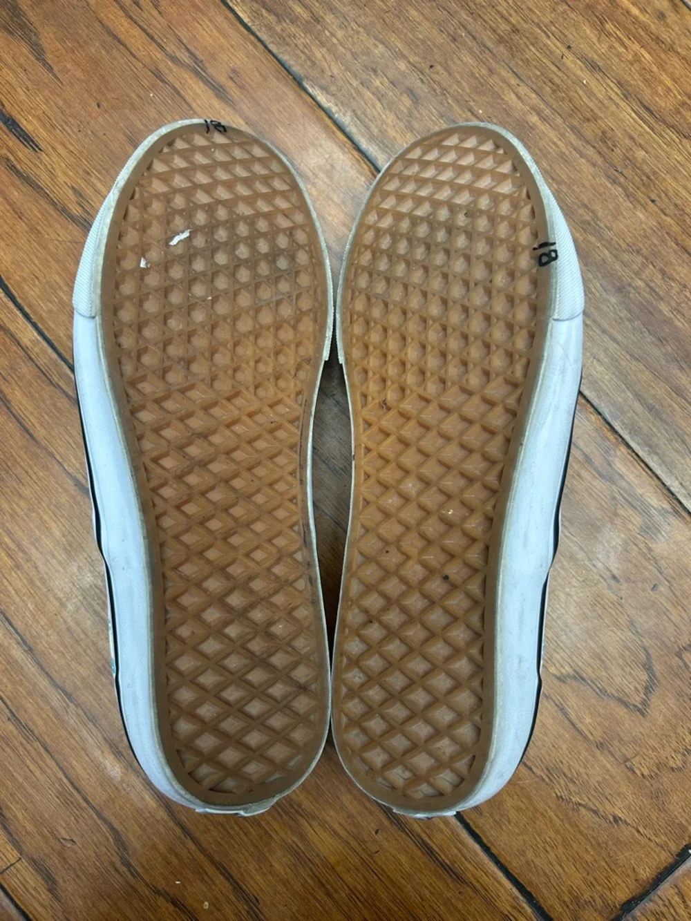 Vans Classic Slip on “Get Outdoor” in marshmallow - Picture 7 of 8